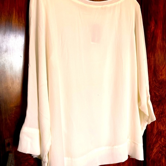 NWT Rose + Olive Kimono Tunic Style cream ivory blouse - Picture 2 of 8
